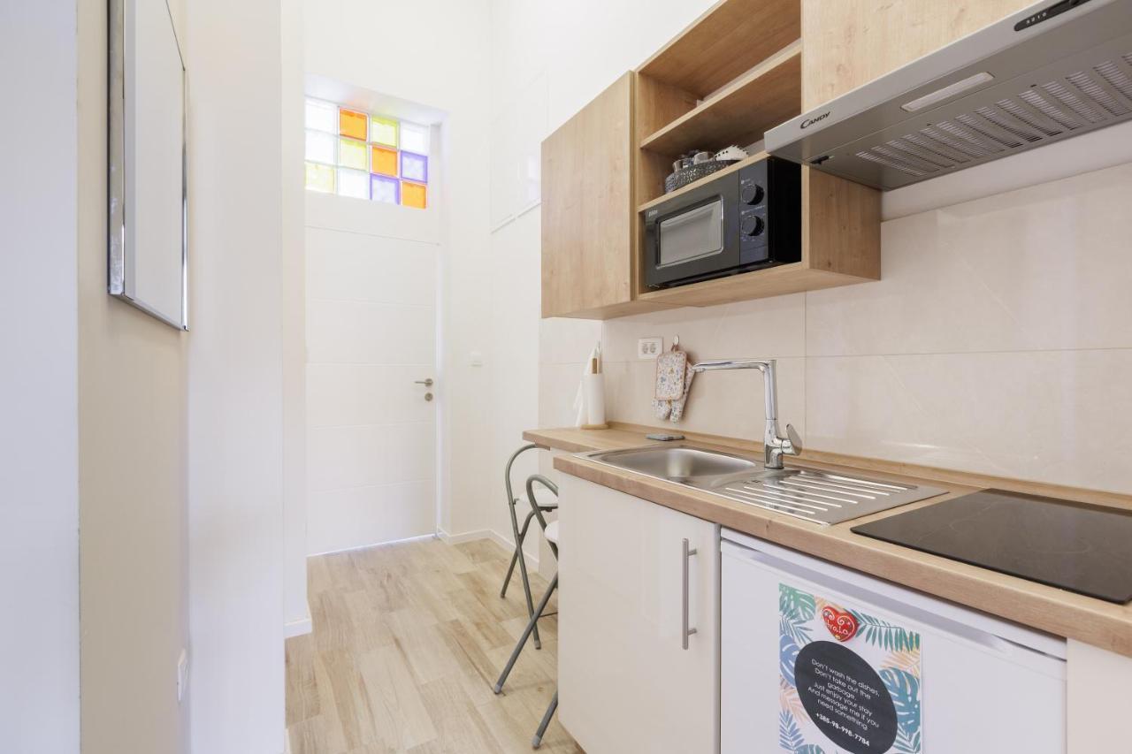 Cozy Getaway In Heart Of City - J Загреб Екстериор снимка